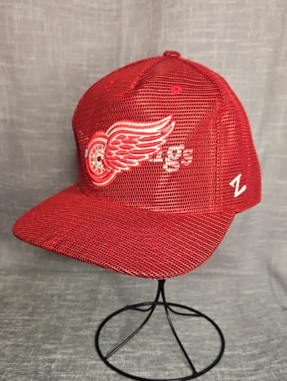 NHL Detroit Red Wings Red Mesh Snapback Hat